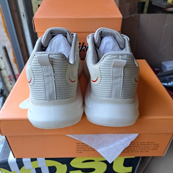 Nike shoes for women's - Picture 4 of 4